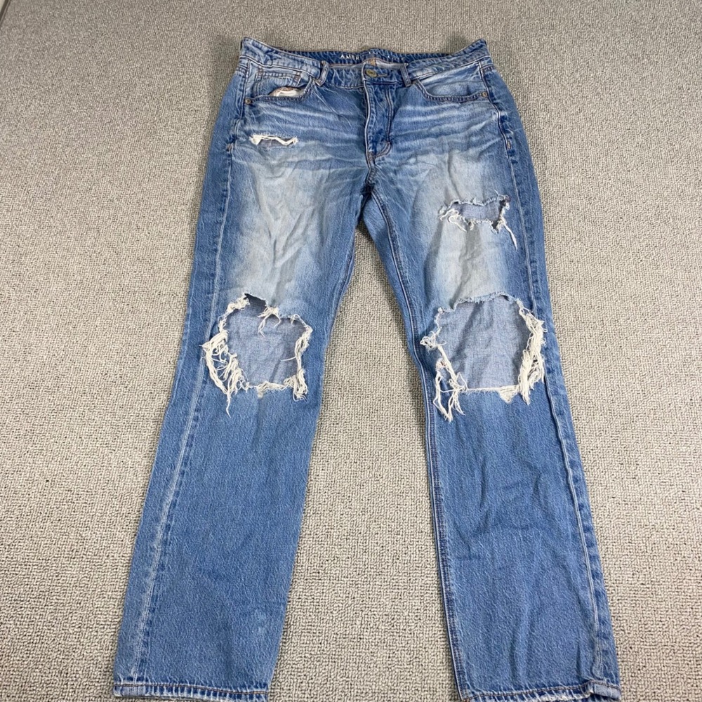 American Eagle Tomgirl Jeans Womens 6 Blue Distressed Ripped Denim Straight Leg